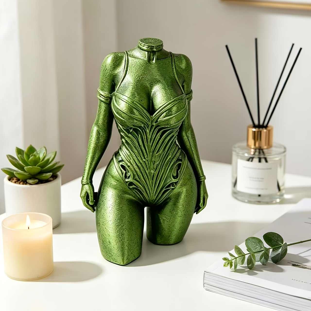 Cyberpunk Style Woman Torso Fi - Office Furniture Hon 리뷰 및 가격